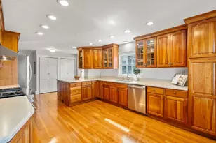 285 Fairmount Ave, Boston, MA 02136 - Photo 9