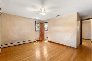 105 Starr Ave, Lowell, MA 01852 - Photo 17