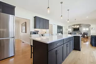10 Veterans Way, North Attleboro, MA 02760 - Photo 9