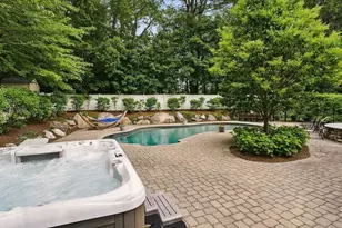4 Abbott Lane, Bedford, MA 01730 - Photo 37