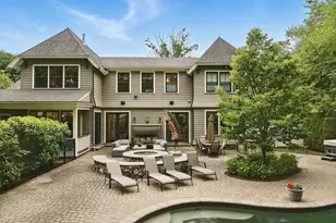 4 Abbott Lane, Bedford, MA 01730 - Photo 33