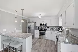 11 Duffy Dr, Taunton, MA 02780 - Photo 13