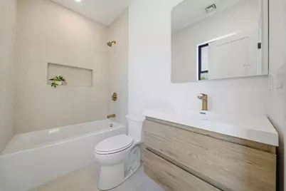 28 Chandler Pl, Newton, MA 02464 - Photo 19