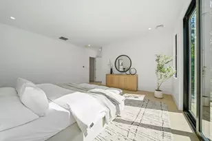 28 Chandler Pl, Newton, MA 02464 - Photo 13