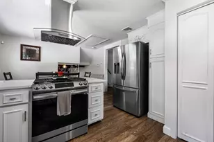 46 Juniper Dr, Saugus, MA 01906 - Photo 5