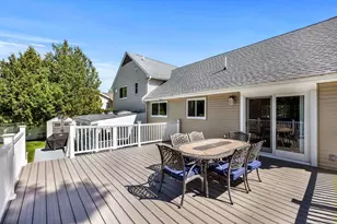 46 Juniper Dr, Saugus, MA 01906 - Photo 11