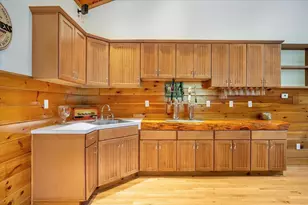 220 Mattapoisett Rd, Rochester, MA 02770 - Photo 15