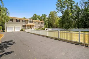 220 Mattapoisett Rd, Rochester, MA 02770 - Photo 3