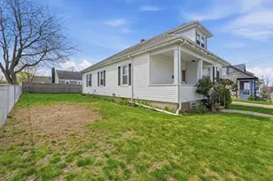 62 Topham St, New Bedford, MA 02746 - Photo 3