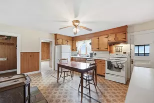 16 Main St, Brookfield, MA 01506 - Photo 5