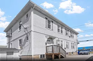 391 Waterman Ave, East Providence, RI 02914 - Photo 27