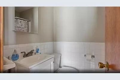 391 Waterman Ave, East Providence, RI 02914 - Photo 9