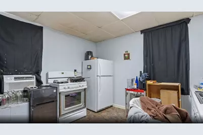 391 Waterman Ave, East Providence, RI 02914 - Photo 15