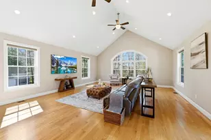 206 Burnside, Seekonk, MA 02771 - Photo 17