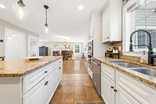206 Burnside, Seekonk, MA 02771 - Photo 7