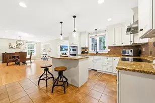206 Burnside, Seekonk, MA 02771 - Photo 5
