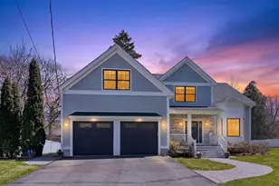 16 Walsh Rd, Bedford, MA 01730 - Photo 3