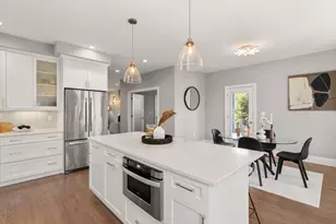1935 Commonwealth Ave, Newton, MA 02466 - Photo 13