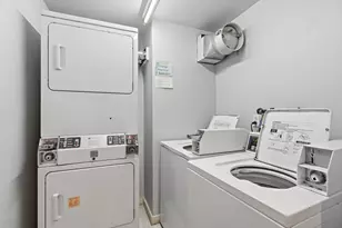 534 Commonwealth Ave, Boston, MA 02215 - Photo 13