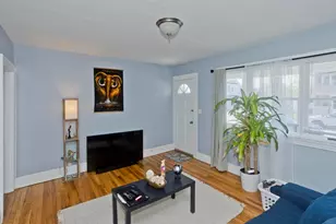 32 Chateaugay St, Chicopee, MA 01020 - Photo 15
