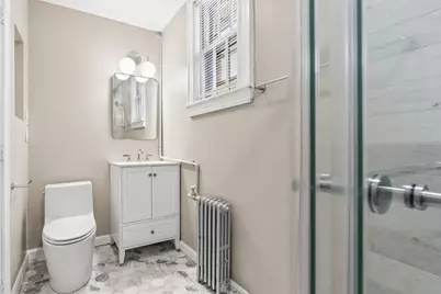 82 Phillips St #1, Boston, MA 02114 - Photo 3