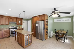 145 Boylston Cir, Shrewsbury, MA 01545 - Photo 17