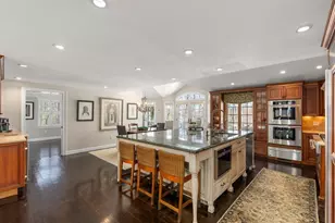134 Candlewood Dr, Waltham, MA 02451 - Photo 5
