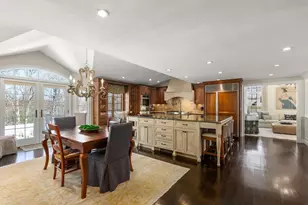 134 Candlewood Dr, Waltham, MA 02451 - Photo 7