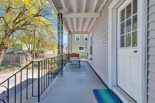 19 4th St, Medford, MA 02155 - Photo 27