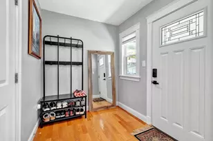 19 4th St, Medford, MA 02155 - Photo 5