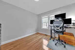19 4th St, Medford, MA 02155 - Photo 21