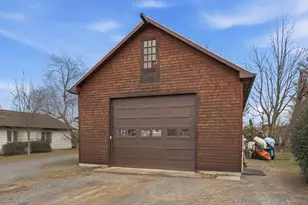 1016 Chestnut St, Palmer, MA 01550 - Photo 3