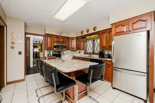 191 Fairway Dr, Seekonk, MA 02771 - Photo 7