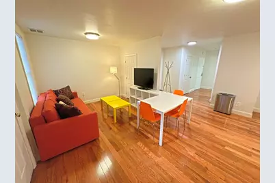 130 W 8th St #1, Boston, MA 02127 - Photo 5