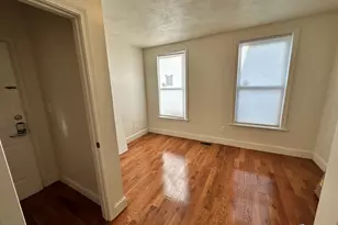 130 W 8th St, Boston, MA 02127 - Photo 15
