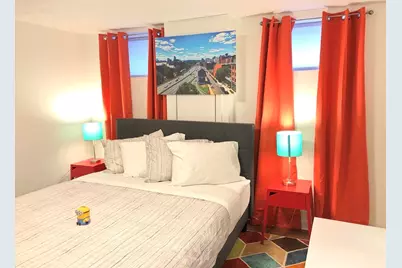 130 W 8th St #1, Boston, MA 02127 - Photo 21