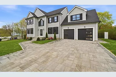 23 Day Cir, Woburn, MA 01801 - Photo 1