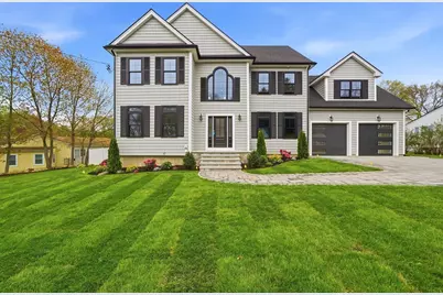 23 Day Cir, Woburn, MA 01801 - Photo 3