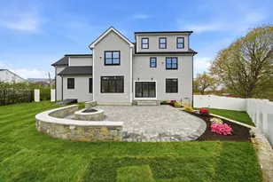23 Day Cir, Woburn, MA 01801 - Photo 7