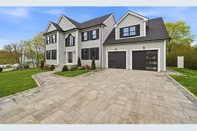 23 Day Cir, Woburn, MA 01801 - Photo 3