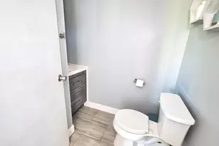 103 Valentine St, Fall River, MA 02720 - Photo 19