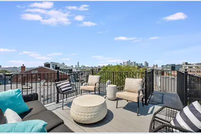 480-482 East 4th Street #4, Boston, MA 02127 - Photo 17