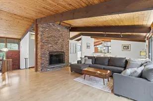 384 River Rd, Carlisle, MA 01741 - Photo 5