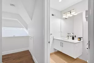 225 Dorchester St, Boston, MA 02127 - Photo 21
