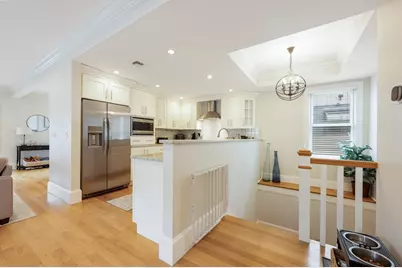 8 Covington St #1, Boston, MA 02127 - Photo 3