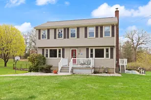 105 Green Meadow Dr, Tewksbury, MA 01876 - Photo 3