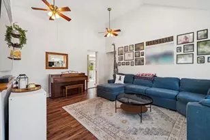 68 Marshall St, Billerica, MA 01821 - Photo 5