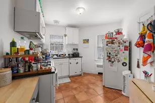 5 Garden Ct, Cambridge, MA 02138 - Photo 9