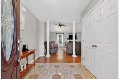 8 Carla Ln, Wilbraham, MA 01095 - Photo 3