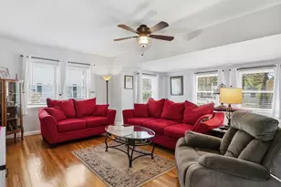 4 A St, Billerica, MA 01821 - Photo 3